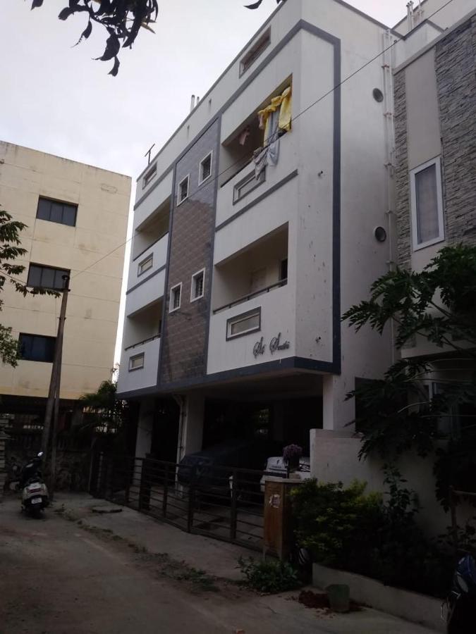 Apartment S4 Sruthi Service